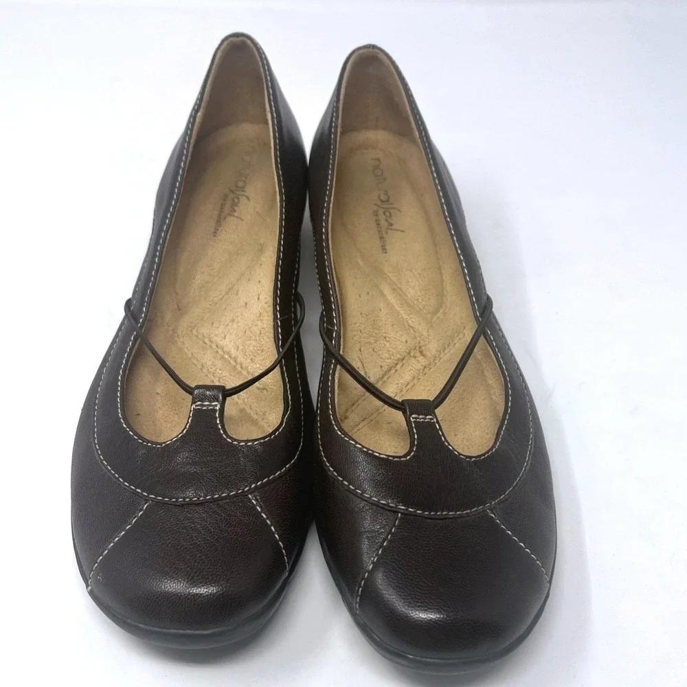 Natural Soul by Naturalizer Women's 8.5 Brown Mary Jane Comfort Flats Shoes EUC